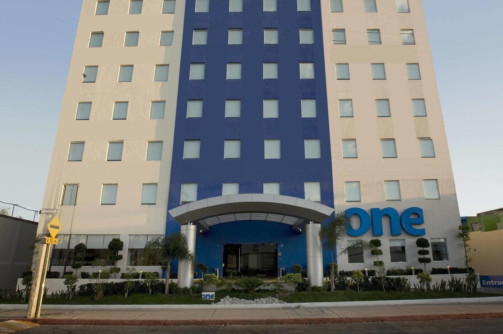 One Aguascalientes San Marcos Hotel Exterior photo